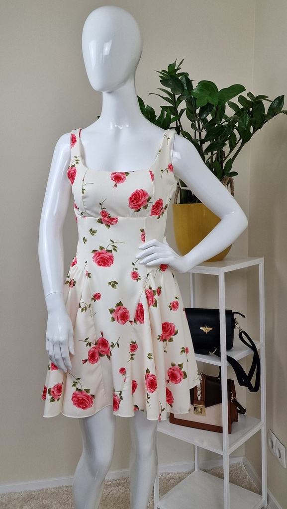 Bella dress with roses